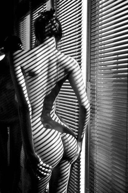Sun Stripes Beauty Photography - Hervé Lewis